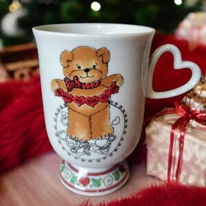 Vintage 1979 Enesco Lucy & Me Heart Handle Bear Mug